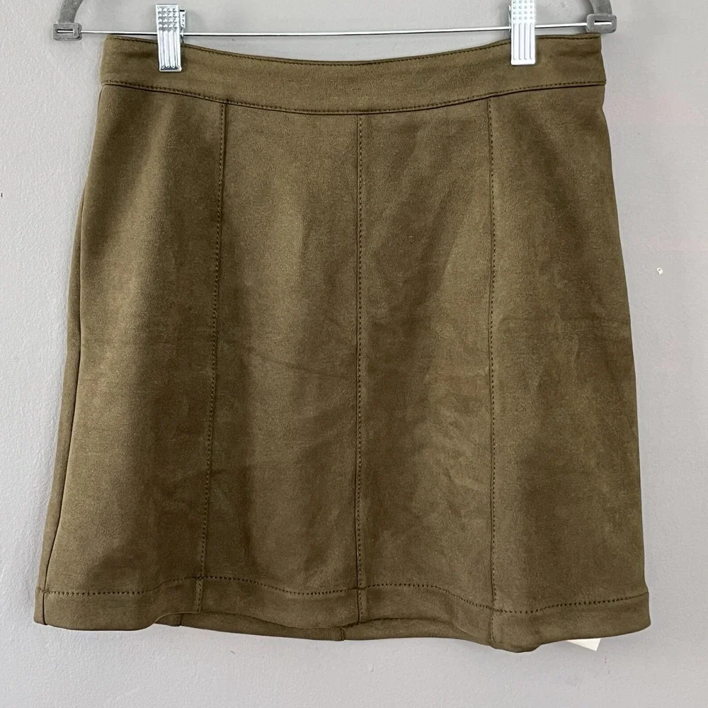 Maeve by Anthropologie Faux Suede Olive‎ Green Mini Skirt Size 6 Lined Modern
